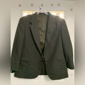 Men’s Green and Brown Patterned Suit 44R 39W